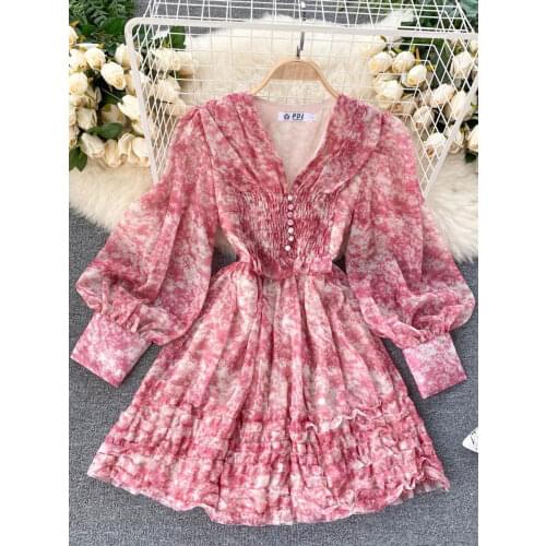 Cyber Celebrity Chiffon Floral Print Dress Female Spring Summer French Retro Super Fairy Sweet V-neck Short A-line Dress ML857