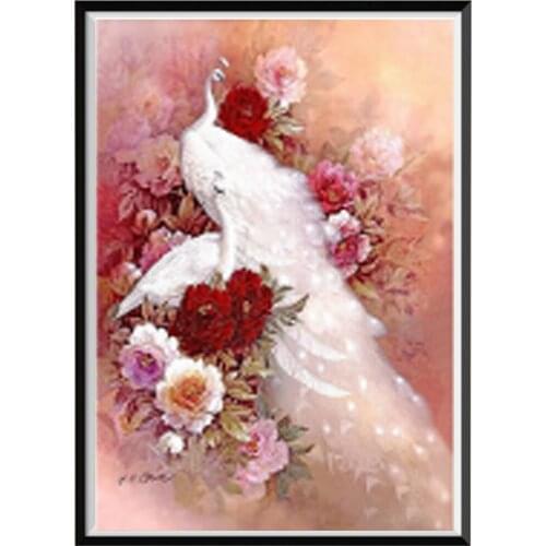 5D Diamond Painting Cartoon White Peacock Round Diamond Mosaic Home Decor Pattern DIY Hand Embroidered Christmas Gift