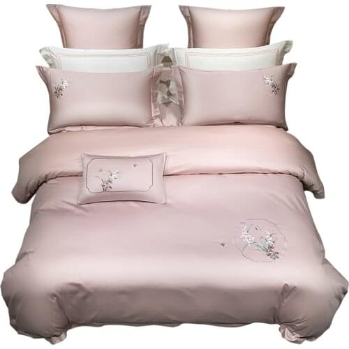 Caiyitang 4 pieces smooth soft silk like bedding set flower embroidery bed bed cover set luxurious shiny style duvet cover set