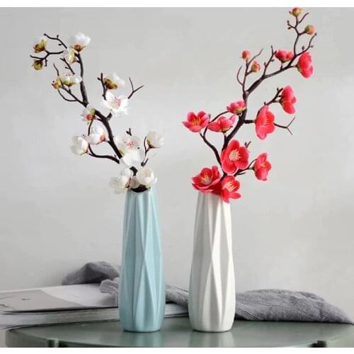 Europe Style Porcelain Vase with Flower Modern Fashion Ceramic Flower Vase Room Study Hallway Home Wedding Decoration