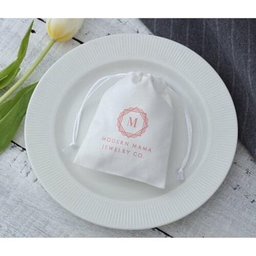 100 White Flannel Drawstring Bags Custom Personalized Logo Jewelry Packaging Gift Pouches for Chic Christmas Wedding Favor Bags