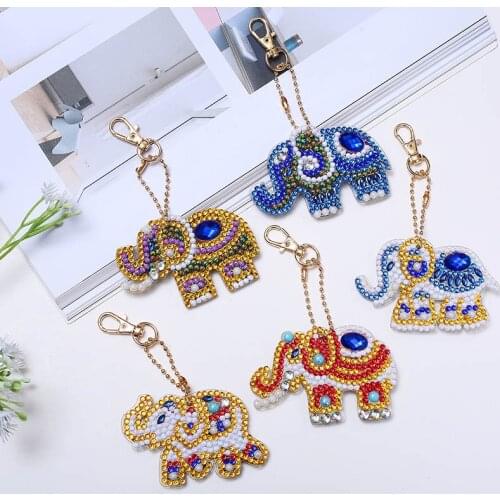 5PCS/set Auspicious Elephant Diamond Painting Keychain Kit for Kids and Adults Diamond Embroidery Classic Style Round Rhinestone