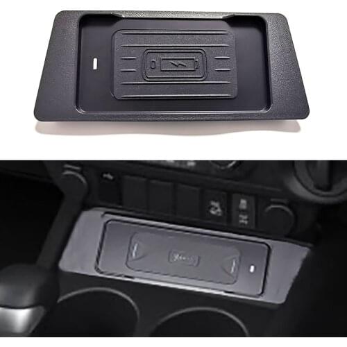 15W fast QI wireless charger for Toyota Hilux 2016 2017 2018 2019 2020 2021 wireless phone charger phone adapter charging holder