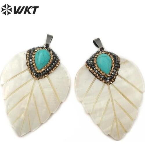 NP381 WKT Natural Shell Leaf Shape Pendant Shell Pendant With Turquoises Charm Rhinestone Pave Pendant Women Necklace Pendant