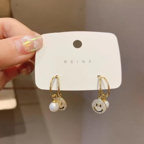 YAOLOGE 2021 Trend Gold Color Smile Pearl Drop Earrings For Women Round Alloy Earrings New Fashion Party Jewelry Brincos Gift