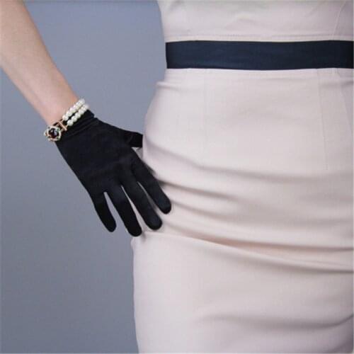 Silk Satin Gloves 22cm Short Style Elasticity Mercerized Satin Black White Sunscreen Gloves Female Bride Married WSG06