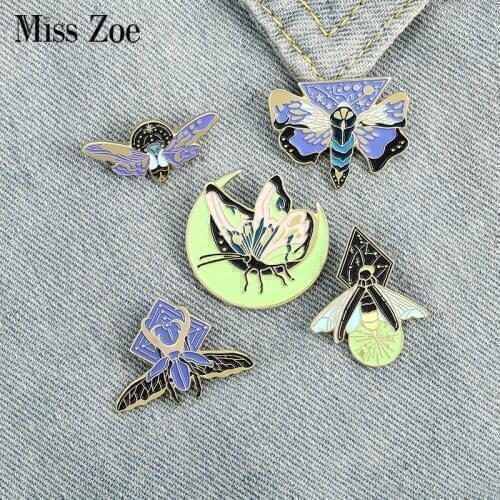5Styles Luminous Enamel Pin Custom Moth Butterfly Moon Brooches Bag Lapel Pin Cartoon Animal Badge Jewelry Gift for Kids Friends