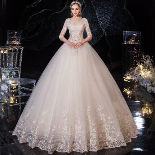 2020 New Vestido De Noiva Elegant V-neck Wedding Dress Lace Embroidery Wedding Ball Gown Half Sleeve Tulle Bridal Gowns