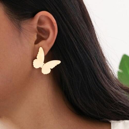 DIEZI Simple Fashion Gold Color Metal Stud Earrings For Women Girls Ladies Statement Butterfly Pendant Earrings New Pendientes