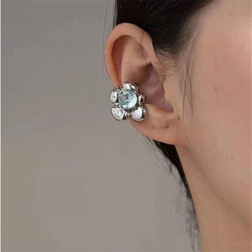 Flower Rhinestone Ear Clip No Pierced Female Ear Buckle Temperament High Sense Ear Bone Clip Earrings Hook Party Jewelry