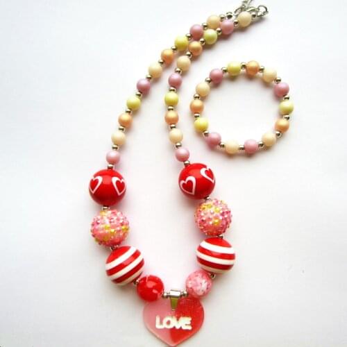 2021Valentines Day Gift For Child Girl Red+Pink Heart Charm Chunky Beads Toddler Girls Bubblegum Necklace Bracelet Jewelry Set