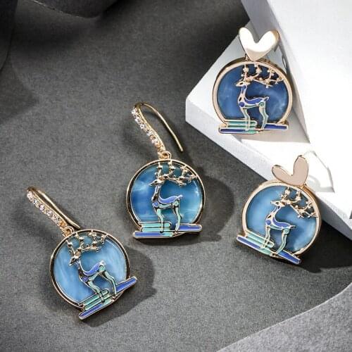 Chinese Style Elegant Lucky Koi Deer Earrings For Women Cute Lovely Animal Fish Elk Christmas Drop Ear Jewelry Good Gift