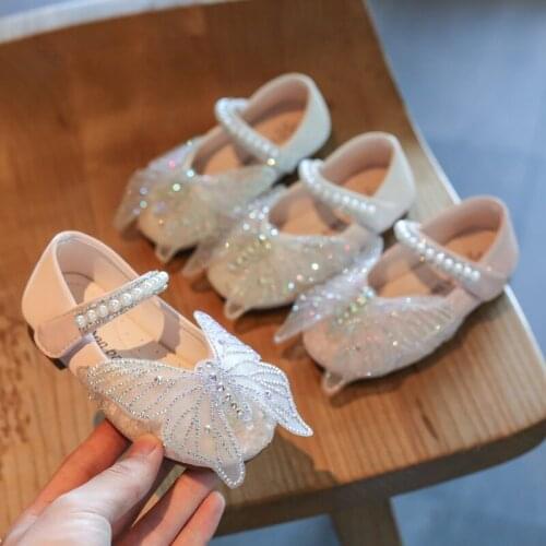 Girls butterfly shoes 2020 new childrens pu pearl rhinestone princess shoes childrens flat dance shoes girls sports shoes