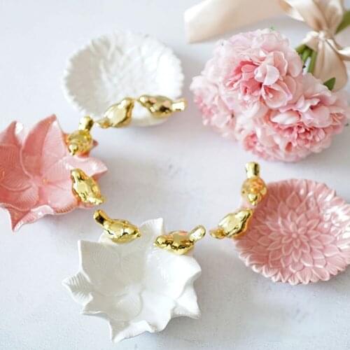 Nordic Ceramic Jewelry Tray Decorative Dish Food Plate Necklace Storage Trays Rings Bracelets Holder Creative Gift Decoration