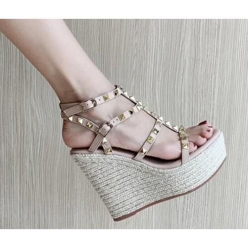 Girls Nude Green Cow Leather Rivets 12 CM Wedge Sandals Woman 4 CM Platform Narrow Bands Buckle Strap High Heel Sandals Shoes