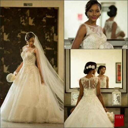 Mermaid Wedding Dresses Sheer South African Beaded Crystal Lace Appliques Wedding Gowns Arabic Dubai with Button Back