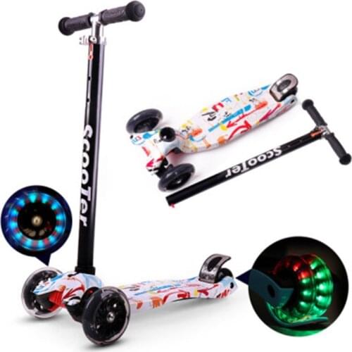 Graffiti Children Scooter 3-6-8 Years Four Wheel Flash Stroller Single Pedal Scooter Baby Yo-yo