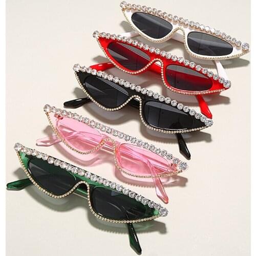 2020 Small Cat Eye Diamond Sunglasses Women Fashion Rhinestone Sun Glasses Sexy Pink Black Vintage Eyeglasses Shades UV400