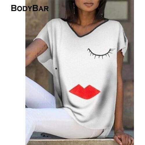 Red Lip Printing V-neck Tops Fashion Short-sleeved Loose T-shirt Women Large Size Streetwears Eyelash Casual Plus Sizes Tee 3XL