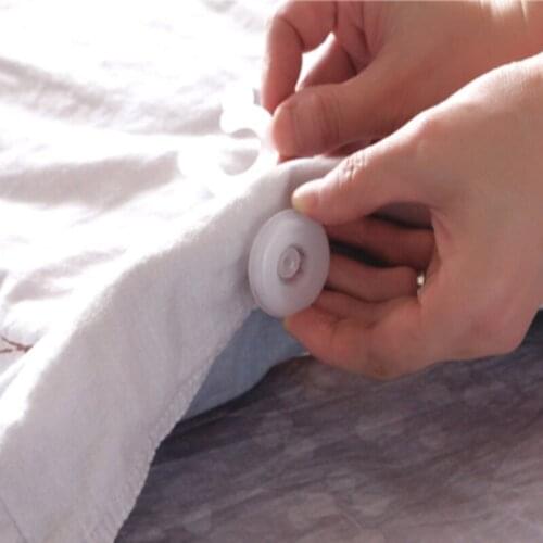 4Pcs Comforter Grippers Quilt Clip Portable Blankets Sheet Accessories Fastener Clips Plastic Bed Duvet Holders Durable Clamp