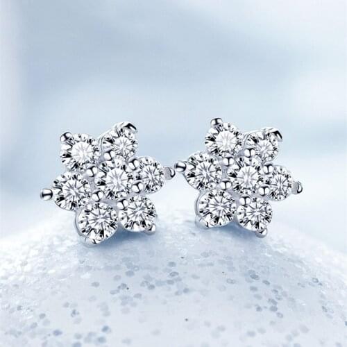 Cute Female White Crystal Snowflake Earrings Classic 925 Sterling Silver Wedding Earrings For Women Dainty Small Stud Earrings