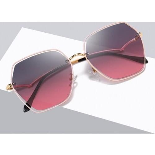 LUOMON Polarized Eyewear Womens Butterfly Sunglasses UV400 Brand Designer Sun Glasses for Female LM2215