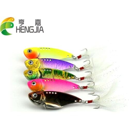 HENGJIA 5pcs 5.5CM 11G 8#feather hooks VIB fishing baits hard metal fishing lures wobble pike bass isca de pesca fishing tackles