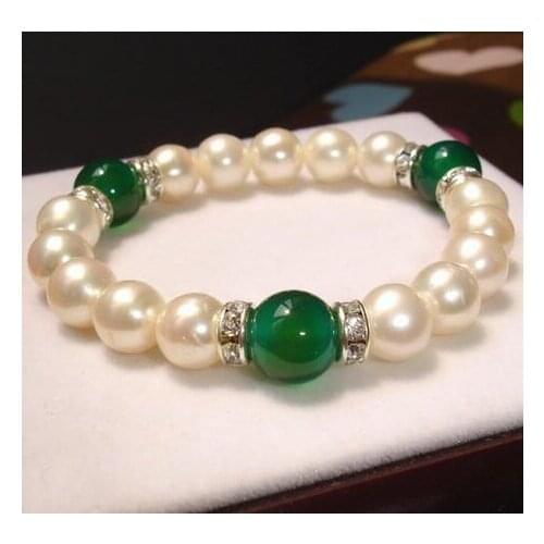 Stunning Unique Pearl Jewellery 8-9mm Charming White Freshwater Pearl Bracelet Luck Green Jade Rhinestone Beads Elastic Bangle