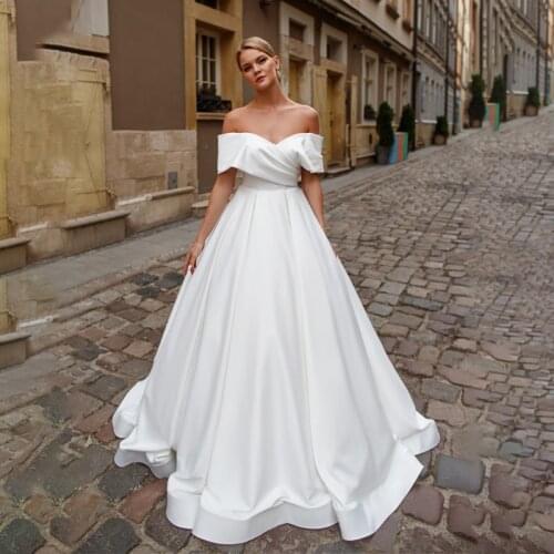 Morden Off Shoulder Satin Wedding Dress Sleeveless A-Line Court Train Princess Satin Bride Gown Customized Vestido De Noiva