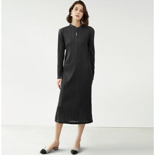 2020 winter Miyake pleated Slim long Chinese style women dress temperament half Turtleneck pocket long sleeve bead dress