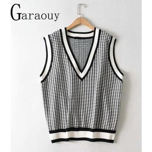 Garaouy 2021 New Women Spring Autumn College Style Houndstooth V Neck Vest Loose Sleeveless Knitted Sweater Casual Jumper ZA