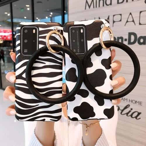 Bracelet Wristband Cartoon Cow Leather PU Case For Huawei Honor 9X 20 Pro 10i 9A 30 Lite 30s 8X 7X 8A View 10 20 30 Play3 Cover