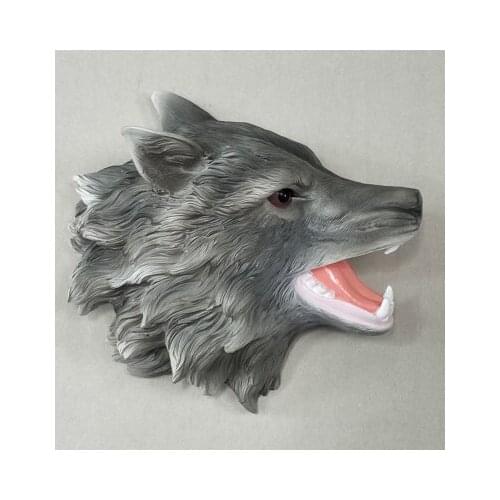 European-style creative wolfhead hanging simulation animal wolf head room bar wall retro decoration home living Crafts sculpture
