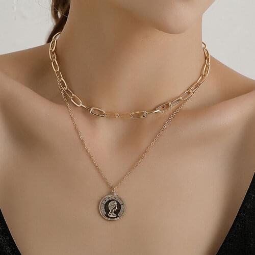 Punk Thick Chains Round Figure Coin Pendant Necklace for Women Vintage Creative Geometric Clavicle Necklace Party Jewelry Kolye