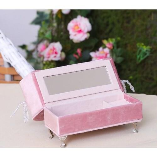 Soft Bowknot Couch Jewelry Box for Girls Travel Jewelry Organizer for Necklace Earring Rings Couch Jewelry Holder Case