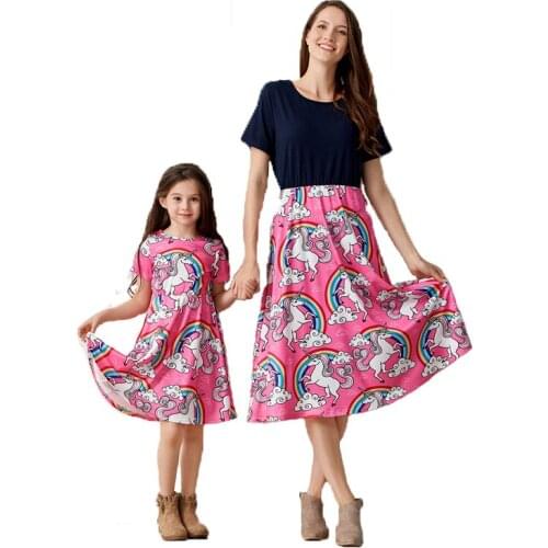 Family Matching Outfits Summer Round Neck Short Sleeved Rainbow Long Skirt Dress Parent Child Wear Girls Mommy Daughter Clothing