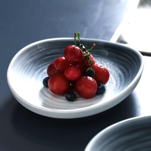 Japanese-style ceramic fruit plate special-shaped dinner plates home daily tableware creative hotel dessert salad plate