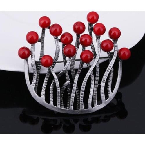 New Design U-shaped Brooch Pins Vintage Coral Brooches for Women Party Costume Accessories Imitation Pearls Jewelry Broche XZ161