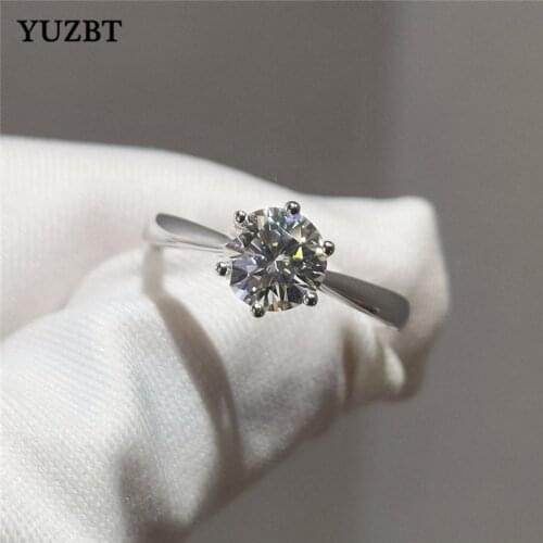 YUZBT 18K White Gold Excellent Cut 1 Carat 6.5mm Wedding Gemstone Ring Diamond Test Past Round D Color Moissanite Ring for Women