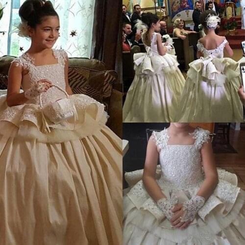 Square Lace Appliques Peplum Flower Girls Dresses For Weddings Stain Party Birthday Formal Communion Ball Gowns