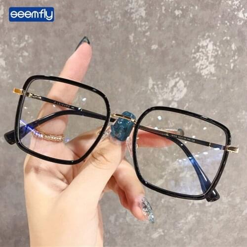 Seemfly Oversized Square Metal Glasses Frame Anti-blue Light Eyeglasses Vintage Versatile Gold Glasses Optical Spectacles Unisex