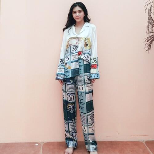 Spring/autumn Korean Sweet Fresh Long-sleeved Pajamas for Women Female Cute Cat Simulation Silk Two-piece Set Satin Home Clothes