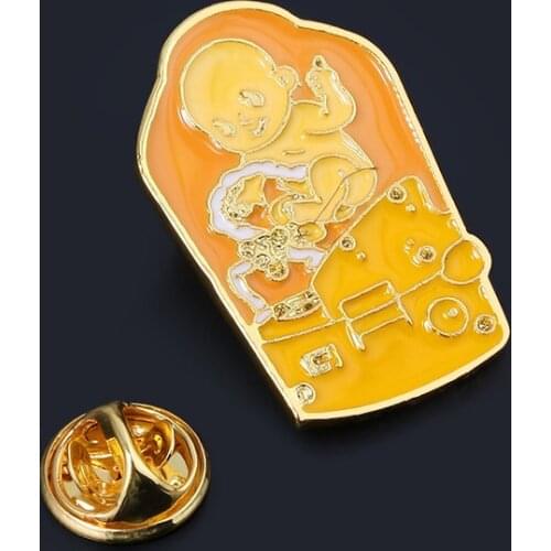 Game Death Stranding Enamel Pins Brooches Cute Cartoon Bridge Baby BB Badge Brooch Lapel Pin Backpack Jewelry Gift