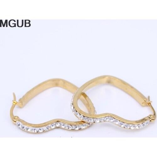 Free shipping Stainless steel women fashion Heart-shaped crystal earrings jewelry gifts suitable for wearing popular LH417