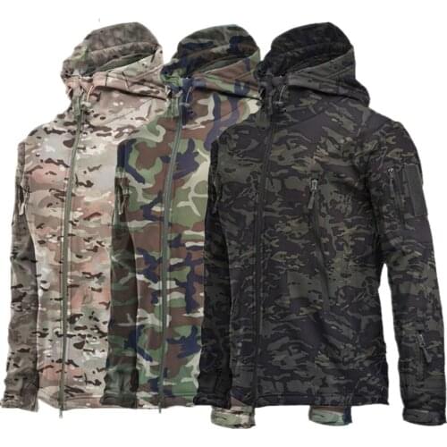 2021 Mens jacket Outdoor Soft Shell Fleece Mens And Womens Windproof Waterproof Breathable And Thermal Three In One Hooded