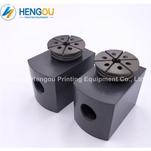 1 Pair Free Shipping Roland 700 Printing Machine Forwarding Sucker