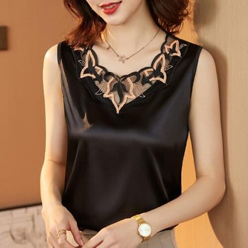 M-4XL Summer Clothing Plus size embroidery Tank tops Womens Sleeveless Camisole shirt Casual Basic Tee Tops