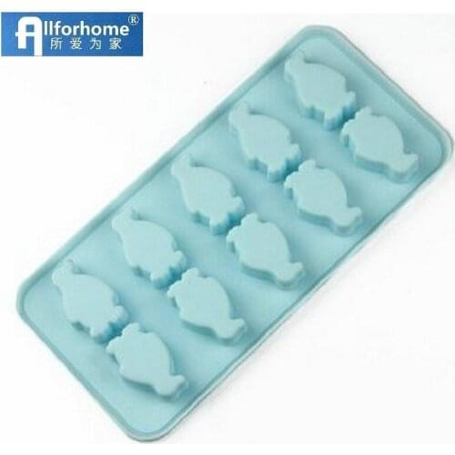 10 Little Penguin Silicone Cake Baking Mold Cake Pan Muffin Cups Handmade Soap Moulds Biscuit Chocolate Ice Cube Tray DIY Mold