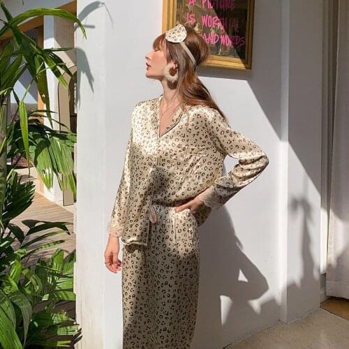 Graceful Leopard Silk Pajamas for Women Lace Satin Pyjamas Set Soft Comfy Sleepwear Loungewear Long Sleeve Silky PJ Set