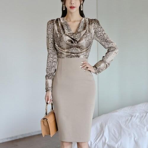 New 2 Pieces Set Women Spring Autumn Pile Collar Serpentine Shirts Top And High Waist Bodycon Pencil Skirts Office Lady Suit